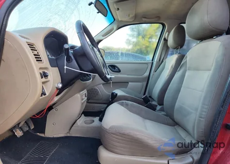 2003 Ford Escape Xls из США, поврежденный, VIN 1FMYU02B43KD09657